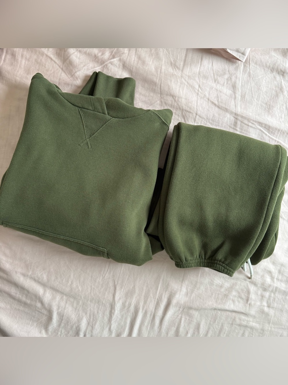 offline by aerie cloud fleece classic jogger - medium long